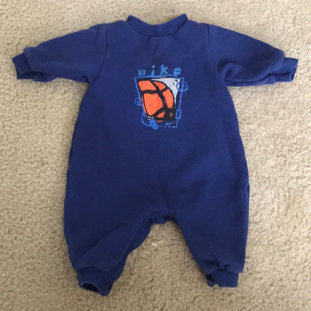 Infant Nike sweatsuit